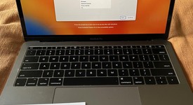 Fair
													MacBook Pro 2017 (No Touch Bar) - 13" - I5, Gray, 256 GB, 8 GB, photo 4 of 7