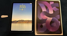 Mint
													Apple iPad Air 5th Gen - Wi-Fi, Purple, 64 GB, A2588, photo 1 of 10