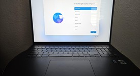 Mint
													LG Gram Laptop, photo 1 of 11