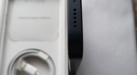 Good
													Apple iPhone 13 - Unlocked, Midnight, 128 GB, A2482, photo 4 of 10