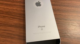 Good
													Apple iPhone SE 1st Gen 2016 - AT&T, Grey, 32 GB, A1662, photo 4 of 4