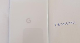 Good
													Google Pixel 7 Pro - Unlocked, Snow, 128 GB, 12 GB, GE2AE, photo 2 of 3