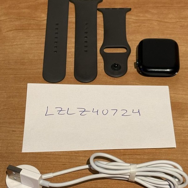 Apple Watch Series 8 45mm - Midnight, A2771 - GPS, Aluminum