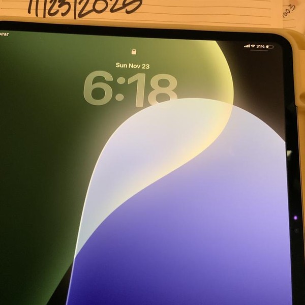 Apple iPad Pro 13 inch (M4) 2024 - AT&T, 1 TB, Black, 16 GB, A2926, Nano-texture Glass