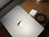 MacBook Air 2025 (M4) - 13"