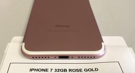 Good
													Apple iPhone 7 - Unlocked, Rose Gold, 32 GB, A1778, GSM, photo 4 of 7