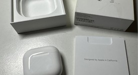 Used
													Apple AirPods 4th Gen - Standard, photo 1 of 3