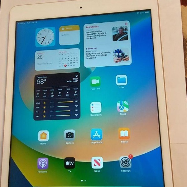 Apple iPad 7th Gen - Wi-Fi, 32 GB, Gold, A2197