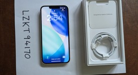 Mint
													Apple iPhone 13 - Unlocked, Starlight, 128 GB, A2482, photo 4 of 4