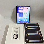 Good Apple iPad Pro 13 inch (M5) 2025 - Unlocked, 2 TB, Space Black, Apple M5 10-Core (10-core GPU), A3361, Nano-texture Glass