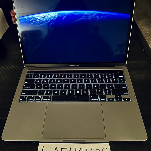 MacBook Pro 2020 - 13 inch - 512 GB, Gray, 8 GB, Apple M1