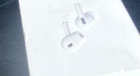 New
													Apple AirPods Pro 2nd Gen - USB-C, photo 1 of 6