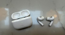 Used
													Apple AirPods Pro 2 - USB-C, photo 5 of 5