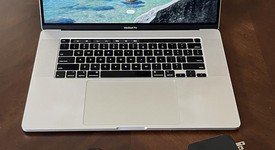Good
													MacBook Pro 2019 - 16" - I9, Silver, 1 TB, 16 GB, photo 2 of 13