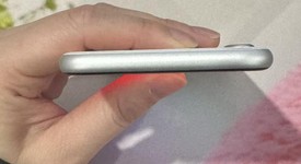 Good
													Apple iPhone SE 2nd Gen 2020 - Unlocked, White, 128 GB, A2275, photo 4 of 7