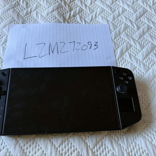 Lenovo Legion Go - 1 TB, Black, 16 GB, AMD Ryzen Z1 Extreme