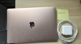 Good
													MacBook Air 2020 - 13" - I5, Gold, 512 GB, 16 GB, photo 3 of 5