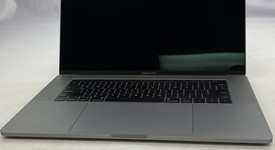 Good
													MacBook Pro 2018 (With Touch Bar) - 15" - I7, Gray, 256 GB, 16 GB, photo 2 of 6