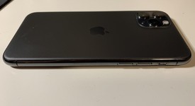 Good
													Apple iPhone 11 Pro - Unlocked, Gray, 256 GB, A2160, photo 5 of 7