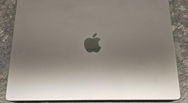 Mint
													MacBook Pro Late 2023 (M3) - 16" - Apple M3 Max 16-core, Black, 4 TB, 128 GB, 40-core GPU, photo 2 of 8