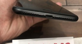 Good
													Apple iPhone 7 Plus - Unlocked, Black, 32 GB, A1784, GSM, photo 1 of 7