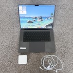 Good MacBook Pro Late 2023 (M3) - 16 inch - 512 GB, Black, 36 GB, Apple M3 Pro 12-core, 18-core GPU