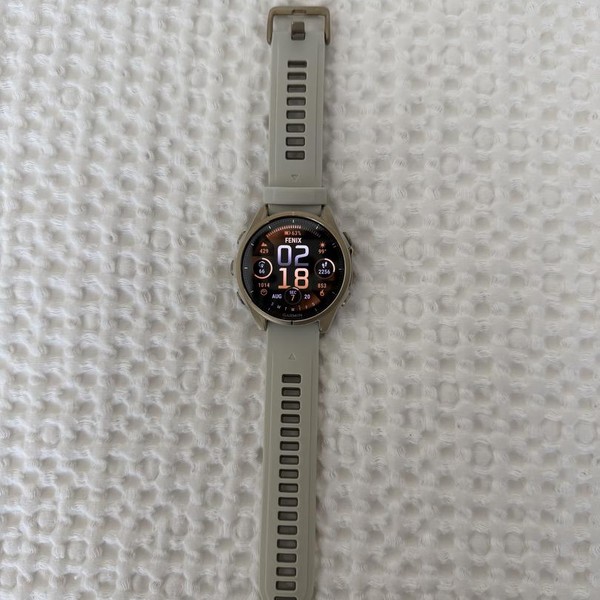Garmin Fenix 8 - Sapphire, AMOLED