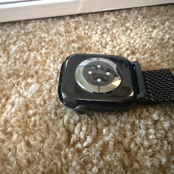 Apple Watch Series 10 42mm - Black, A2997 - GPS, Aluminum