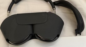 Used
													Apple AirPods Max - Gray, photo 2 of 16