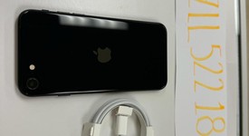 Mint
													Apple iPhone SE 3rd Gen 2022 - Unlocked, Midnight, 64 GB, A2595, photo 2 of 7