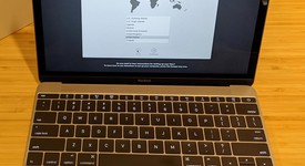 Good
													MacBook Retina 2015 - 12" - Gray, 256 GB, 8 GB, photo 2 of 17