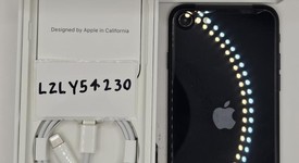 Mint
													Apple iPhone SE 3rd Gen 2022 - Unlocked, Midnight, 64 GB, A2595, photo 2 of 14