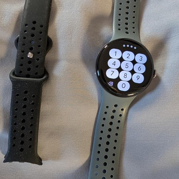 Google Pixel Watch 4 - Unlocked, Moonstone, 45mm, LTE