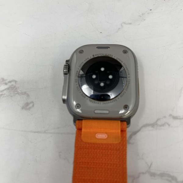 Apple Watch Ultra 49mm - Unlocked, Titanium, A2622