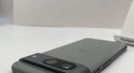 Mint
													Google Pixel 8 - Unlocked, Hazel, 128 GB, 8 GB, G9BQD, Sub-6 5G, photo 5 of 5