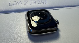 Good
													Apple Watch Series 7 41mm - Unlocked, Silver, A2475 - Cellular, Stainless, photo 3 of 9