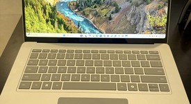 Good
													Microsoft Surface Laptop 7 - Platinum, 256 GB, 16 GB, 15", photo 1 of 14