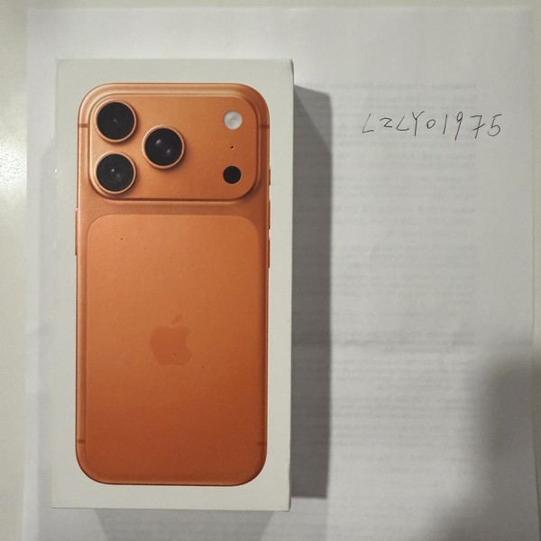 Apple iPhone 17 Pro - T-Mobile, 256 GB, Cosmic Orange, A3256