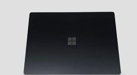 Mint
													Microsoft Surface Laptop 4 - I5, Black, 512 GB, 8 GB, 13.5", photo 4 of 9