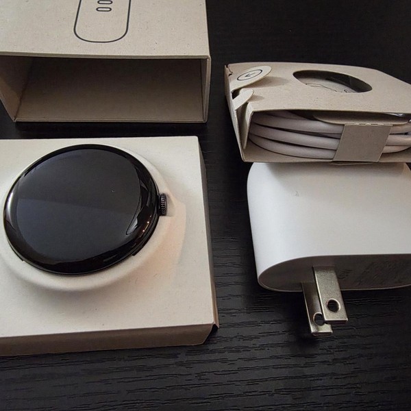 Google Pixel Watch 4 - Wi-Fi, Black, 45mm