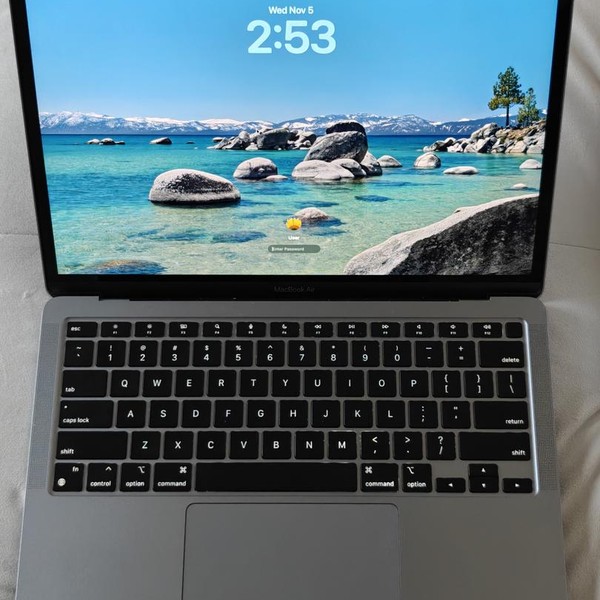 MacBook Air 2020 - 13 inch - 256 GB, Gray, 8 GB, Apple M1