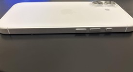 Mint
													Apple iPhone 17 - Unlocked, White, 256 GB, A3258, photo 5 of 7