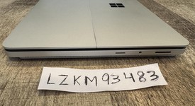 Good
													Microsoft Surface Laptop Studio 2 - I7, Platinum, 512 GB, 16 GB, photo 4 of 9