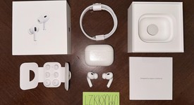 Used
													Apple AirPods Pro 2 - Lightning, photo 3 of 17
