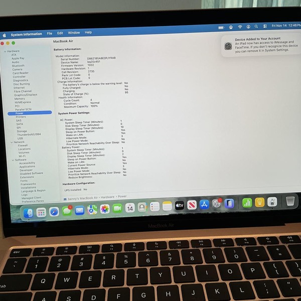 MacBook Air 2020 - 13 inch - 256 GB, Gold, 8 GB, Apple M1