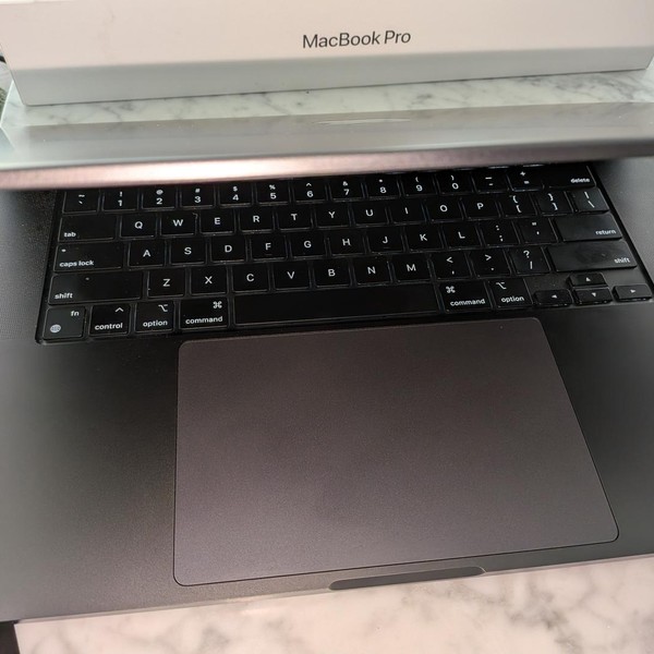 MacBook Pro 2024 - 16 inch - 512 GB, Space Black, 24 GB, Apple M4 Pro 14-core