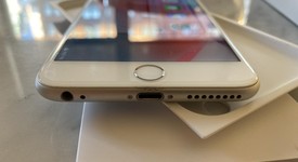 Good
													Apple iPhone 6 Plus - Unlocked, Silver, 128 GB, A1524, photo 5 of 10