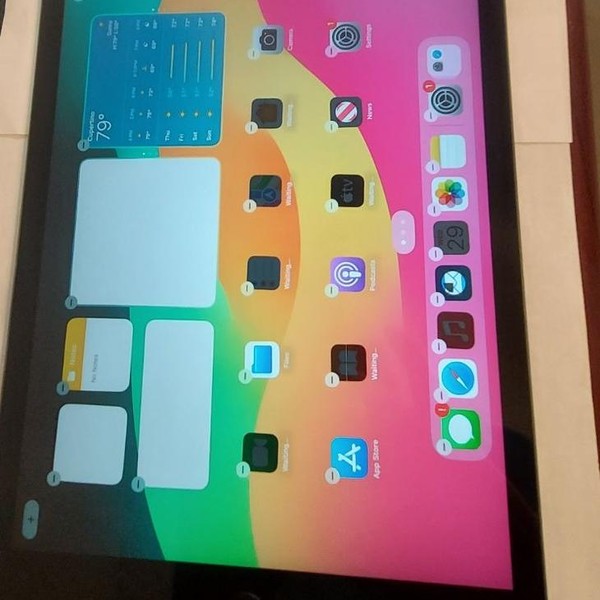 Apple iPad 7th Gen - Wi-Fi, 32 GB, Gray, A2197