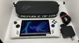 Good
													Asus ROG Ally 7" - Z1 Extreme, White, 512 GB, 16 GB, Ryzen Z1 Extreme, photo 1 of 9