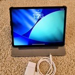 Good Apple iPad Pro 11 inch 2018 - Unlocked, 64 GB, Gray, A2013